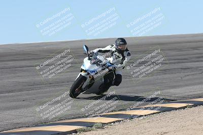 media/Oct-13-2025-Moto Forza (Mon) [[a66d839500]]/4-C Group/Session 2 (Bowl)/